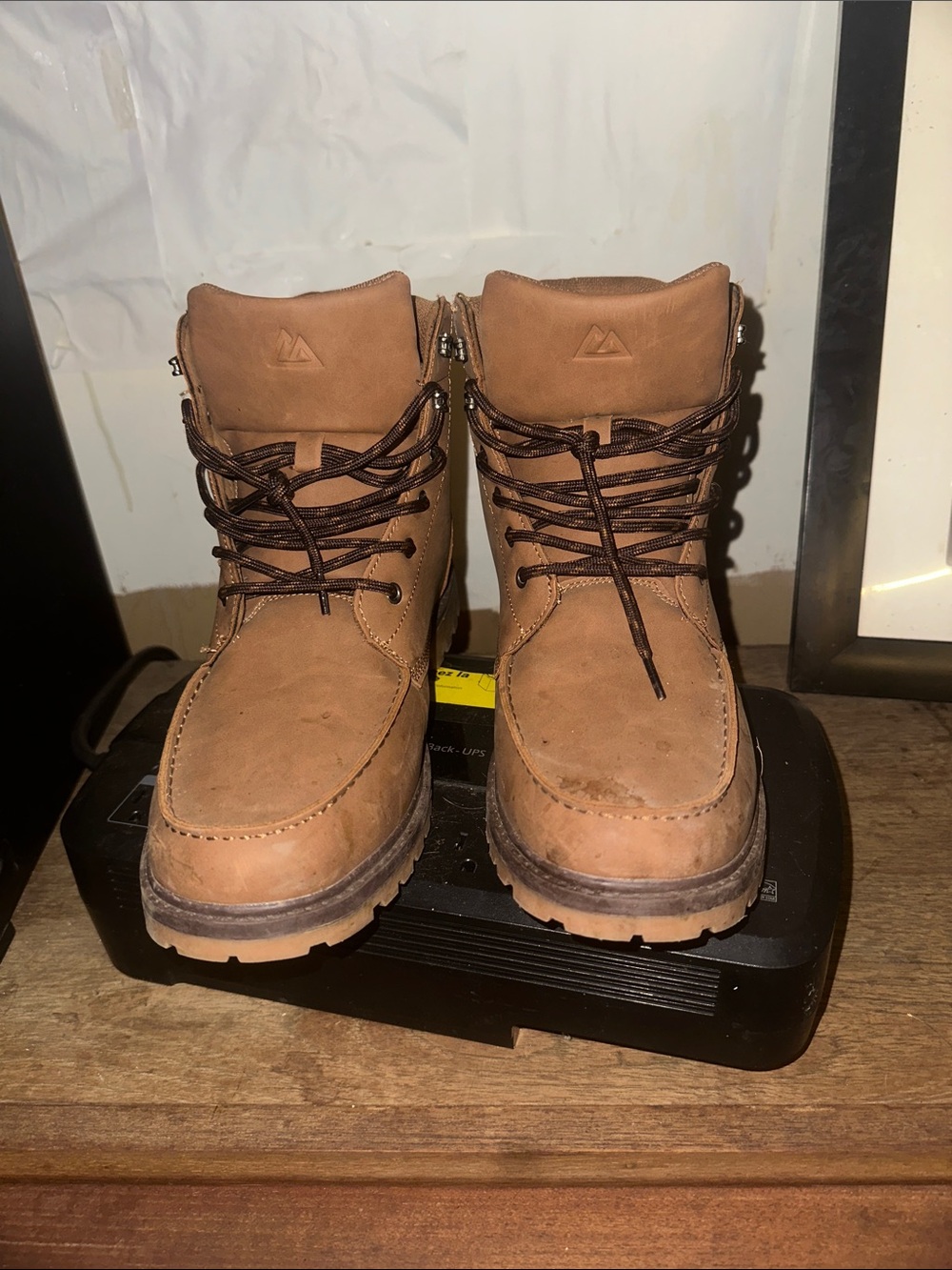 Men's Tan Leather Work Boots - Rugged Lace-Up Comfort